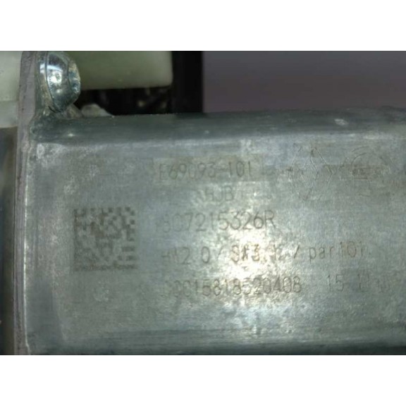 Recambio de elevalunas delantero izquierdo para renault captur ii experience referencia OEM IAM 807215326R  6 PINS