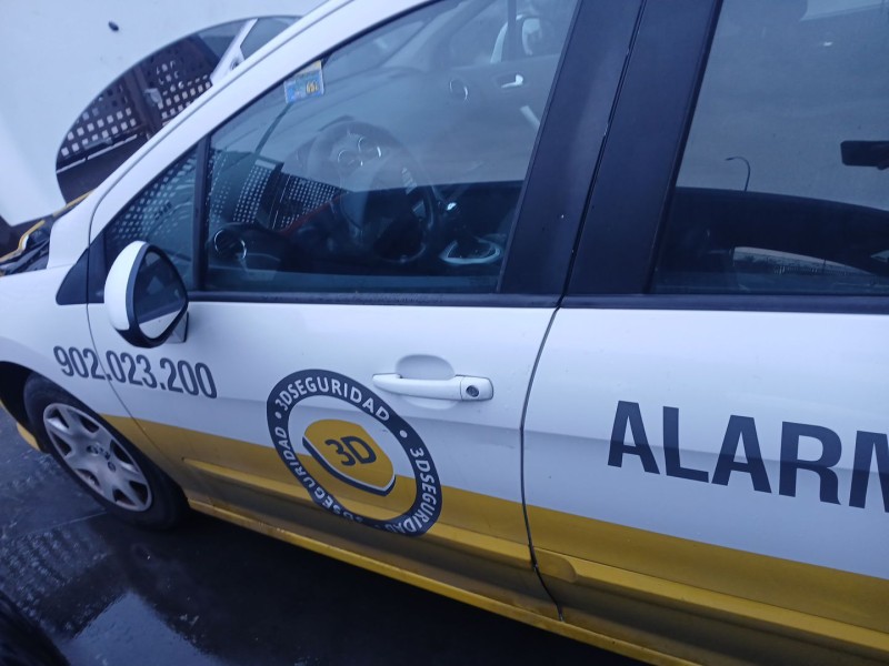 Recambio de puerta delantera izquierda para peugeot 308 sw i (4e_, 4h_) 1.6 hdi referencia OEM IAM 9002AW  