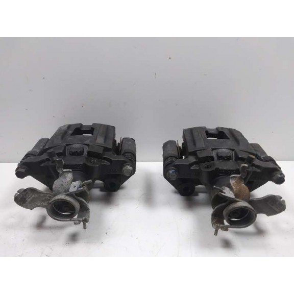 Recambio de kit de frenos para ford mustang gt referencia OEM IAM  TRASERO DISCOS Y PINZAS