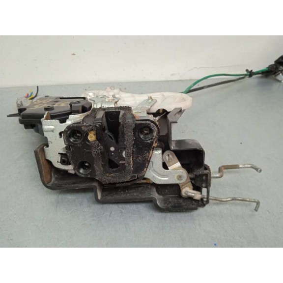 Recambio de cerradura puerta delantera derecha para kia carnival 2.9 crdi vgt active referencia OEM IAM   4 CABLES