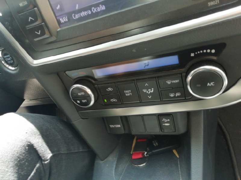 Recambio de mando climatizador para toyota auris active referencia OEM IAM   