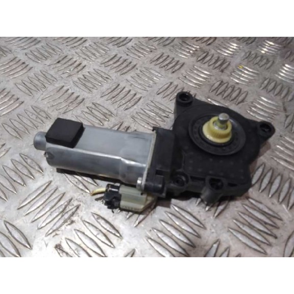 Recambio de motor elevalunas delantero derecho para kia carens (un) 2.0 crdi referencia OEM IAM F0051A3295  