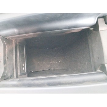 Recambio de apoyabrazos central para mercedes-benz gla (h247) gla 200 d (247.712) referencia OEM IAM A24768318009051  A177680660