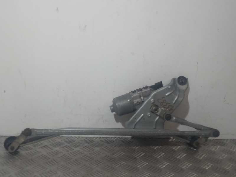 Recambio de motor limpia delantero para dacia duster ambiance 4x2 referencia OEM IAM 8200619512 3397020879 5 PINES