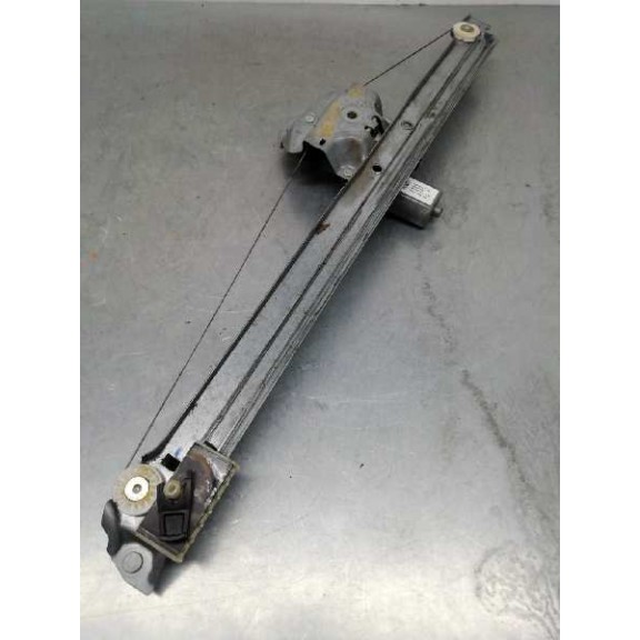 Recambio de elevalunas delantero derecho para fiat talento kombi (296) referencia OEM IAM 807207538R 93867657 2 PINS