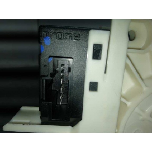 Recambio de motor elevalunas trasero izquierdo para renault laguna iii referencia OEM IAM 827310001R  