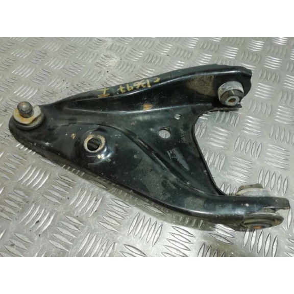 Recambio de brazo suspension inferior delantero izquierdo para dacia dokker essential referencia OEM IAM 545017081R 545010294R 5