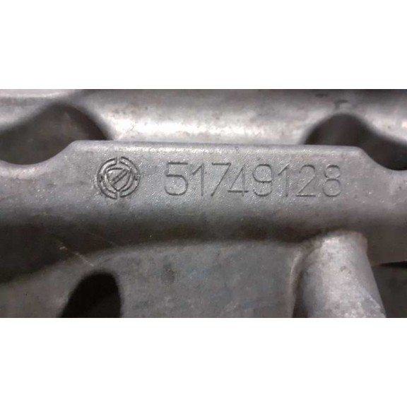 Recambio de puente delantero para fiat fiorino básico referencia OEM IAM 51749128  