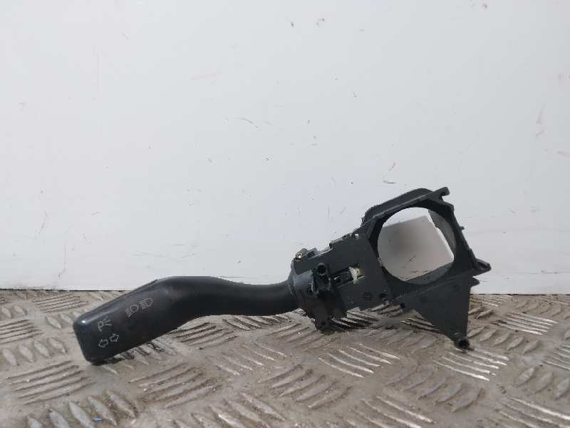 Recambio de mando intermitentes para audi a4 avant (8e) 2.0 tdi referencia OEM IAM 4E0953513A  