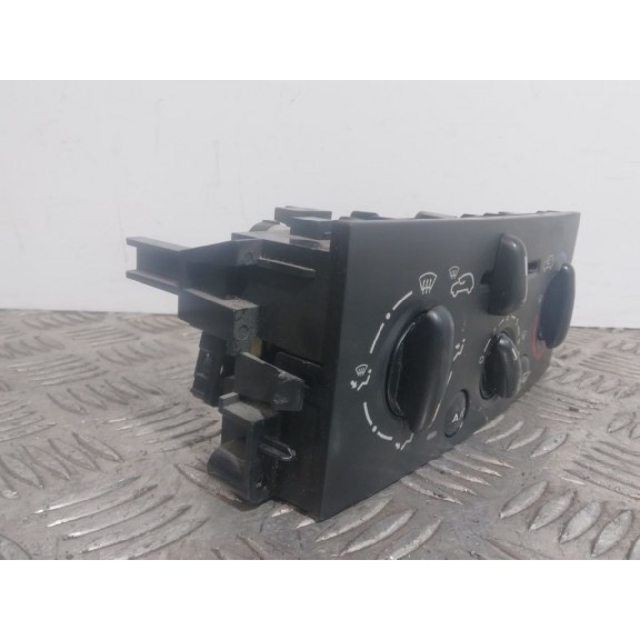Recambio de mando climatizador para peugeot 207 xs referencia OEM IAM 1848820220 N102079 