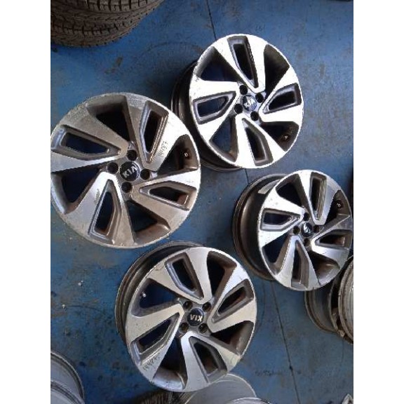 Recambio de juego llantas para kia rio 1.1 crdi cat referencia OEM IAM 65JX17ET43 X4 SIN NEUMATICOS 17