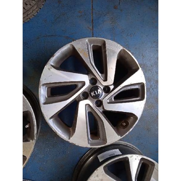 Recambio de juego llantas para kia rio 1.1 crdi cat referencia OEM IAM 65JX17ET43 X4 SIN NEUMATICOS 17