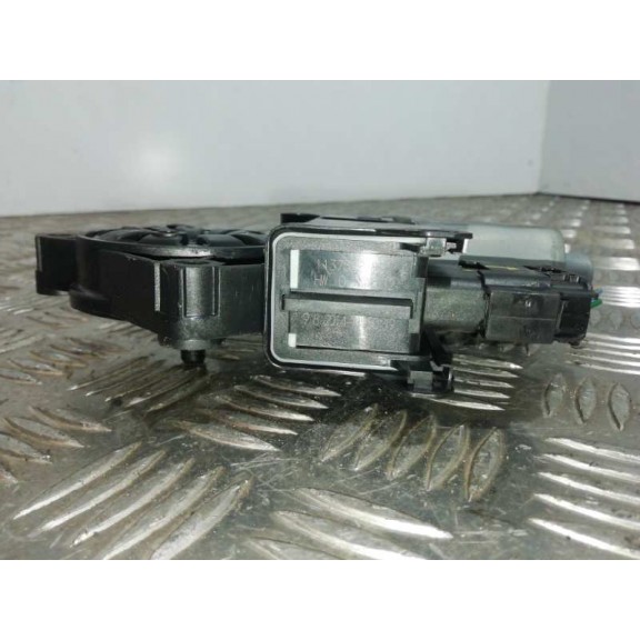 Recambio de motor elevalunas delantero derecho para hyundai i40 comfort referencia OEM IAM 1137328786  