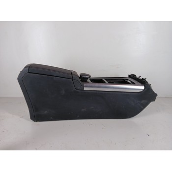 Recambio de apoyabrazos central para mercedes-benz gla (h247) gla 200 d (247.712) referencia OEM IAM A24768318009051  A177680660