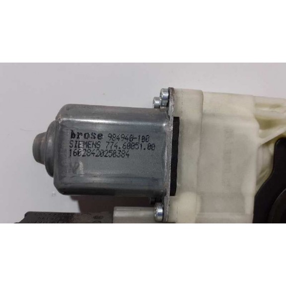 Recambio de motor elevalunas delantero derecho para citroën c4 berlina collection referencia OEM IAM 9681574880  