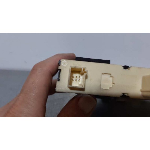 Recambio de motor elevalunas delantero derecho para citroën c4 berlina collection referencia OEM IAM 9681574880  