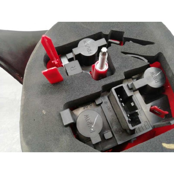 Recambio de piloto trasero derecho para peugeot 206+ básico referencia OEM IAM 118057B 6351GV 9685618180