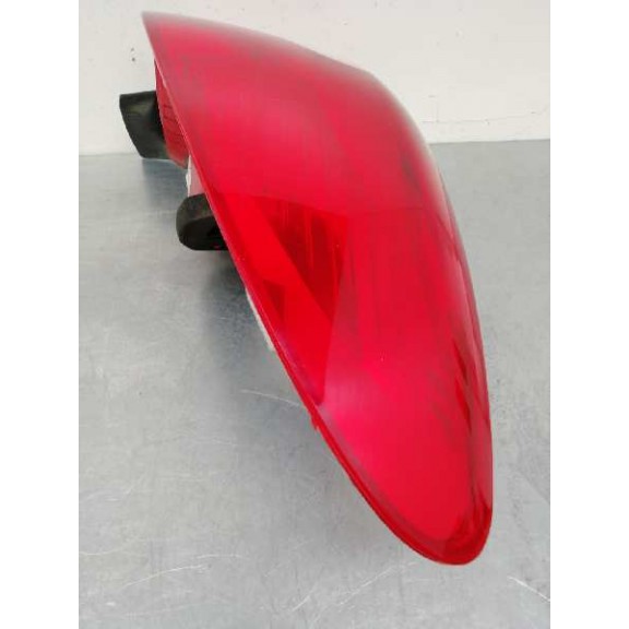 Recambio de piloto trasero derecho para peugeot 206+ básico referencia OEM IAM 118057B 6351GV 9685618180