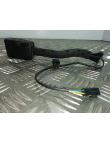 Recambio de enganche cinturon para seat leon (1p1) 1.9 tdi referencia OEM IAM 5P0857756F DELANTERO DERECHO 