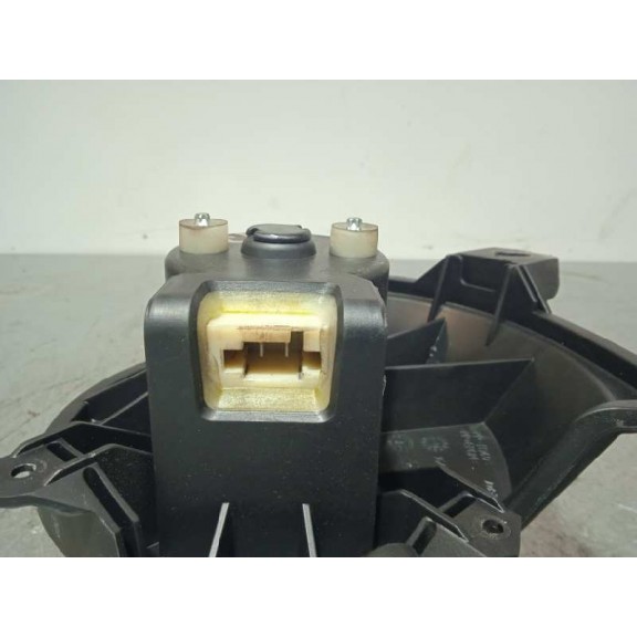 Recambio de motor calefaccion para fiat punto (evo) (199) dynamic referencia OEM IAM 164230100  