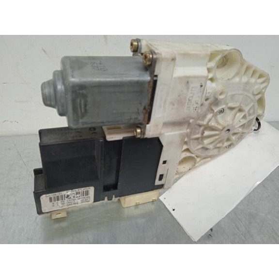 Recambio de motor elevalunas delantero izquierdo para citroën c4 berlina collection referencia OEM IAM 996385101  