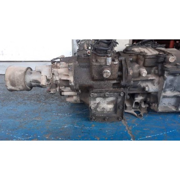 Recambio de caja cambios para mitsubishi galloper (hyundai) 2.5 turbodiesel referencia OEM IAM  B 4X4 216.082KM