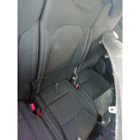 Recambio de asiento trasero medio para kia carens ( ) drive referencia OEM IAM   