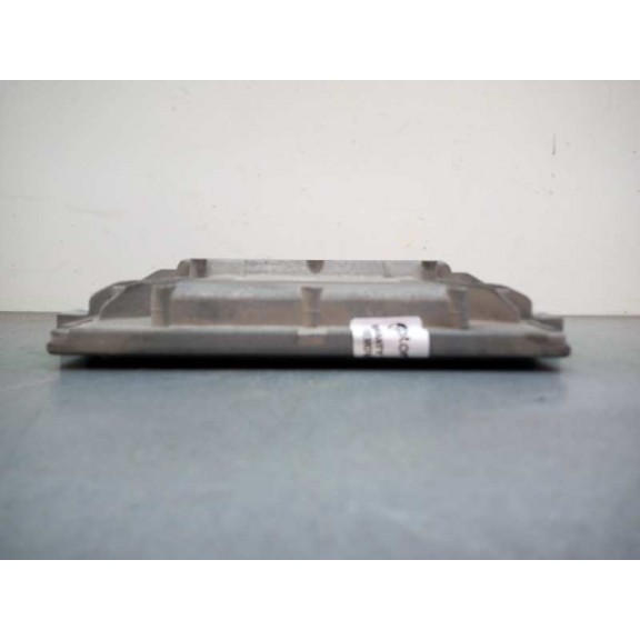 Recambio de centralita motor uce para renault twingo authentique referencia OEM IAM 8200774747  