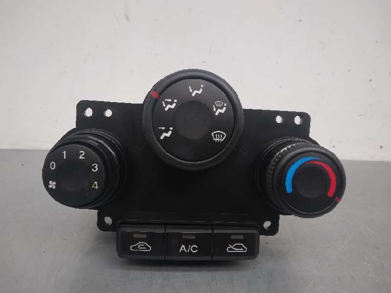 Recambio de mando calefaccion / aire acondicionado para kia carens 2.0 turbodiesel cat referencia OEM IAM 0K2FA61190  