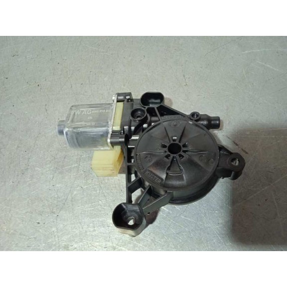 Recambio de motor elevalunas trasero izquierdo para audi a4 berlina (8w2) advanced edition referencia OEM IAM  2 PINES 