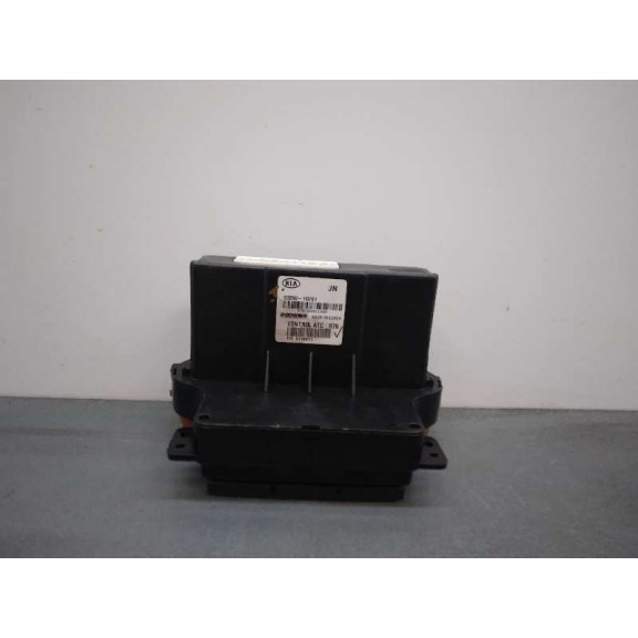 Recambio de mando climatizador para kia carens (un) 2.0 crdi referencia OEM IAM 972501D761  