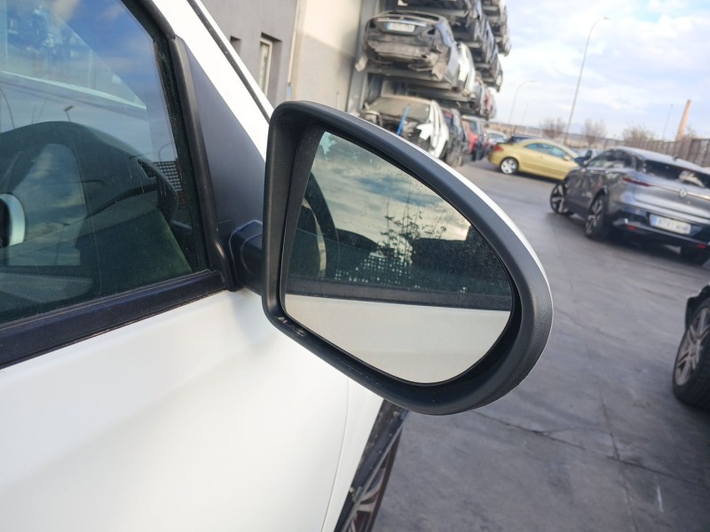 Recambio de retrovisor derecho para nissan qashqai i (j10, nj10) 1.6 dci referencia OEM IAM  no abatible 