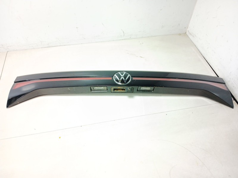 Recambio de piloto trasero central para volkswagen t-cross (c11, d31) 1.0 tsi referencia OEM IAM   