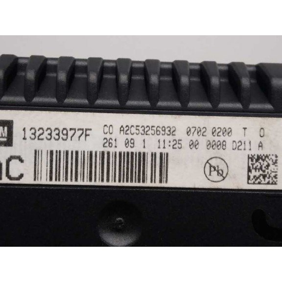 Recambio de display para opel insignia berlina cosmo referencia OEM IAM 13233977F A2C53256932 