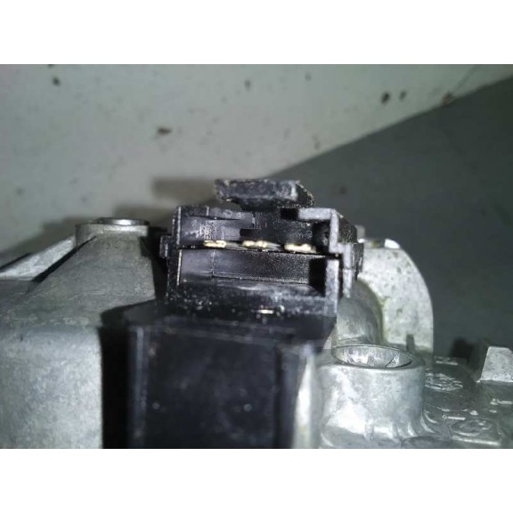 Recambio de motor limpia trasero para opel insignia berlina cosmo referencia OEM IAM 13269910 3 PIN 