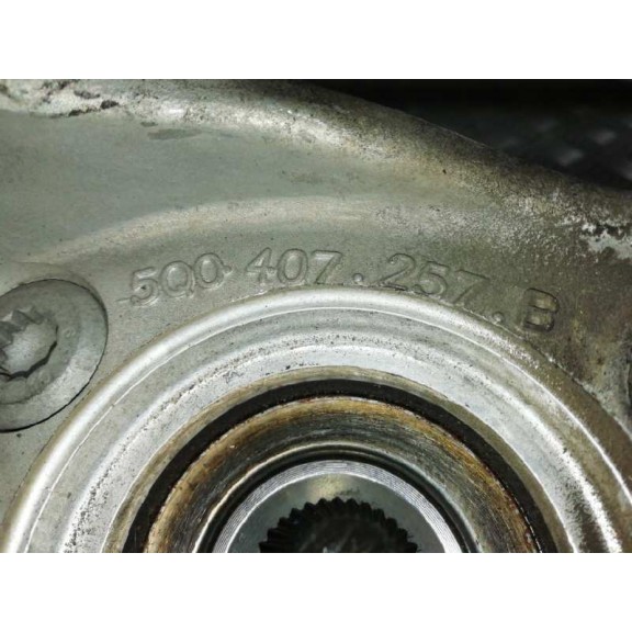 Recambio de mangueta delantera izquierda para skoda kodiaq sportline referencia OEM IAM 5Q0407257B 5 TORNILLOS ABS