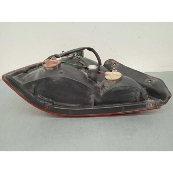 Recambio de piloto trasero derecho para hyundai accent (lc) gl 4p referencia OEM IAM 9240225220  5 PUERTAS