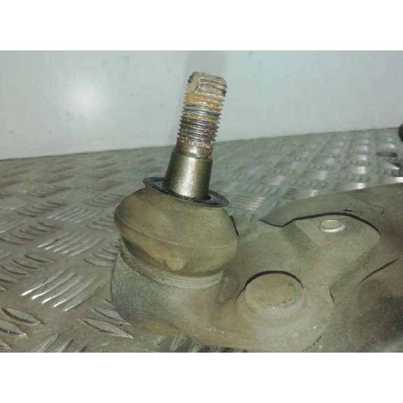 Recambio de brazo suspension inferior delantero derecho para lexus ct 200h referencia OEM IAM   