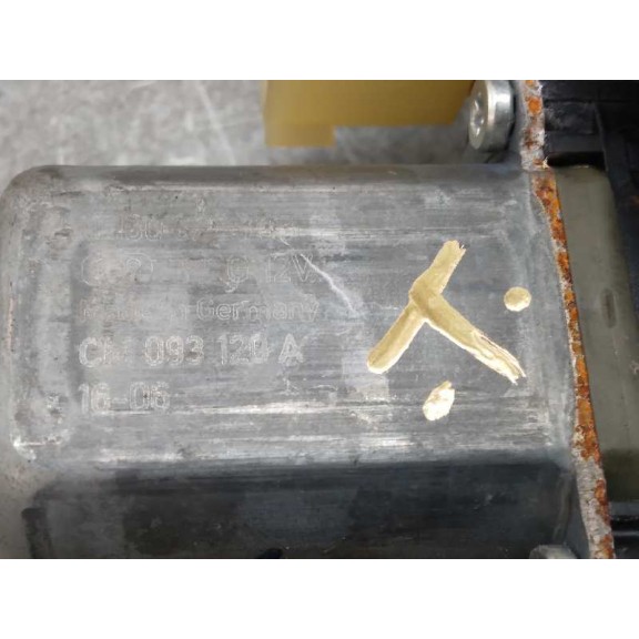 Recambio de elevalunas delantero derecho para ford s-max titanium referencia OEM IAM CM093120A 0130822733 6 PINES