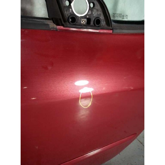 Recambio de puerta delantera derecha para peugeot 307 cc (s2) básico referencia OEM IAM  TIENE UN GOLPE 