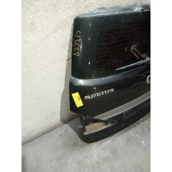 Recambio de porton trasero para ssangyong rodius xdi referencia OEM IAM  VER FOTOS VARIOS GOLPES