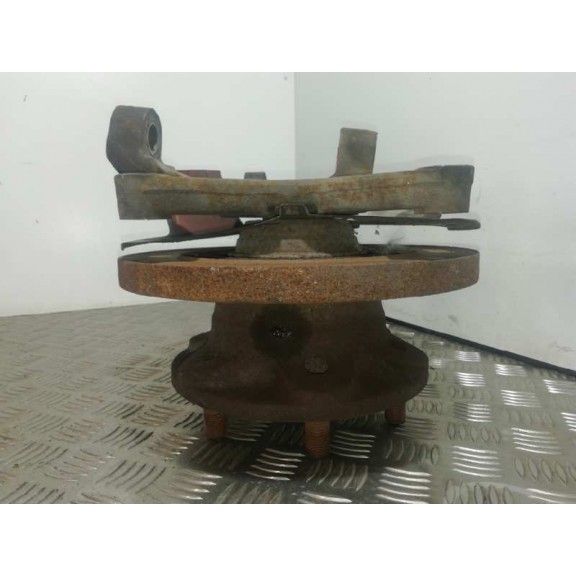 Recambio de mangueta delantera izquierda para iveco daily combi referencia OEM IAM  6 TORNILLOS 