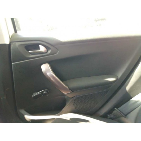 Recambio de guarnecido puerta trasera derecha para peugeot 2008 (--.2013) style referencia OEM IAM   