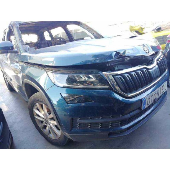 Recambio de paragolpes delantero para skoda kodiaq sportline referencia OEM IAM 565807221 AZUL REJILLA CENTRAL ROTA