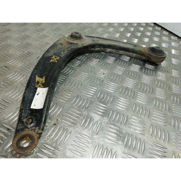 Recambio de brazo suspension inferior delantero izquierdo para peugeot 207 x-line referencia OEM IAM 3520R7  