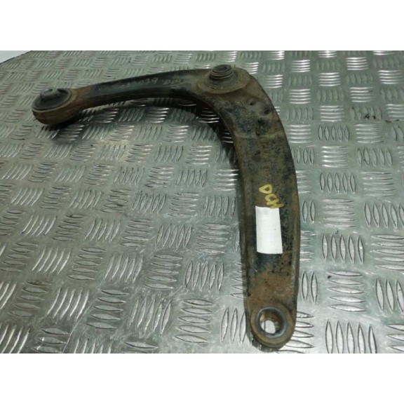 Recambio de brazo suspension inferior delantero derecho para peugeot 207 x-line referencia OEM IAM 3521N8  