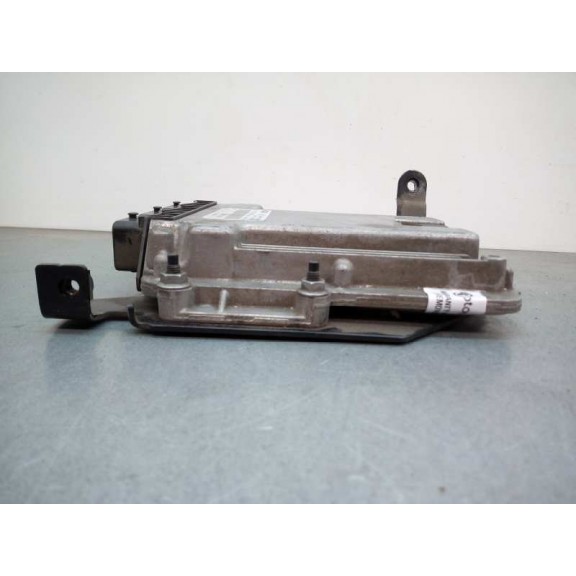 Recambio de centralita motor uce para renault laguna iii expression referencia OEM IAM 8200726880 0281015781 