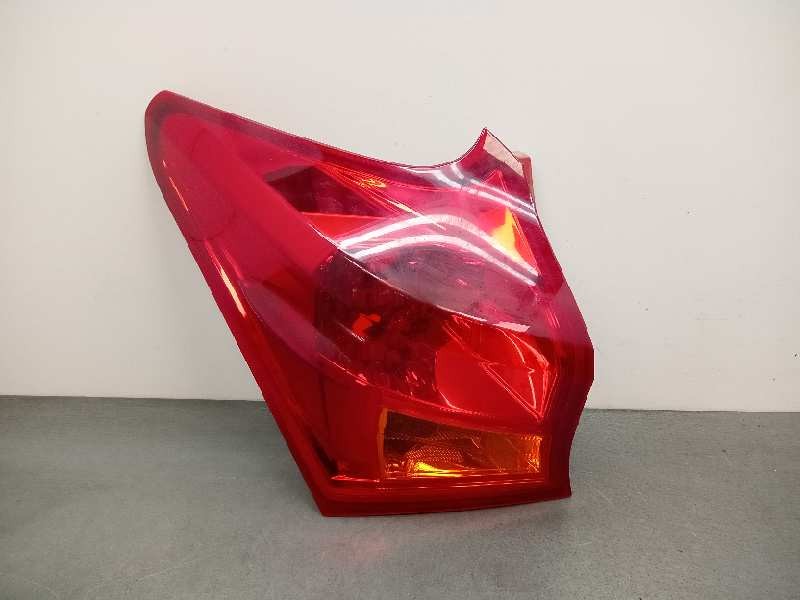 Recambio de piloto trasero izquierdo para toyota auris active referencia OEM IAM 02258 SIN PORTALÁMPARAS 