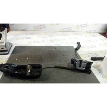 Recambio de cerradura puerta trasera izquierda para renault megane iii berlina 5 p limited referencia OEM IAM 825030001R  6 PINS