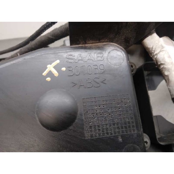 Recambio de apoyabrazos central para saab 9-3 sport hatch aero referencia OEM IAM 307039  